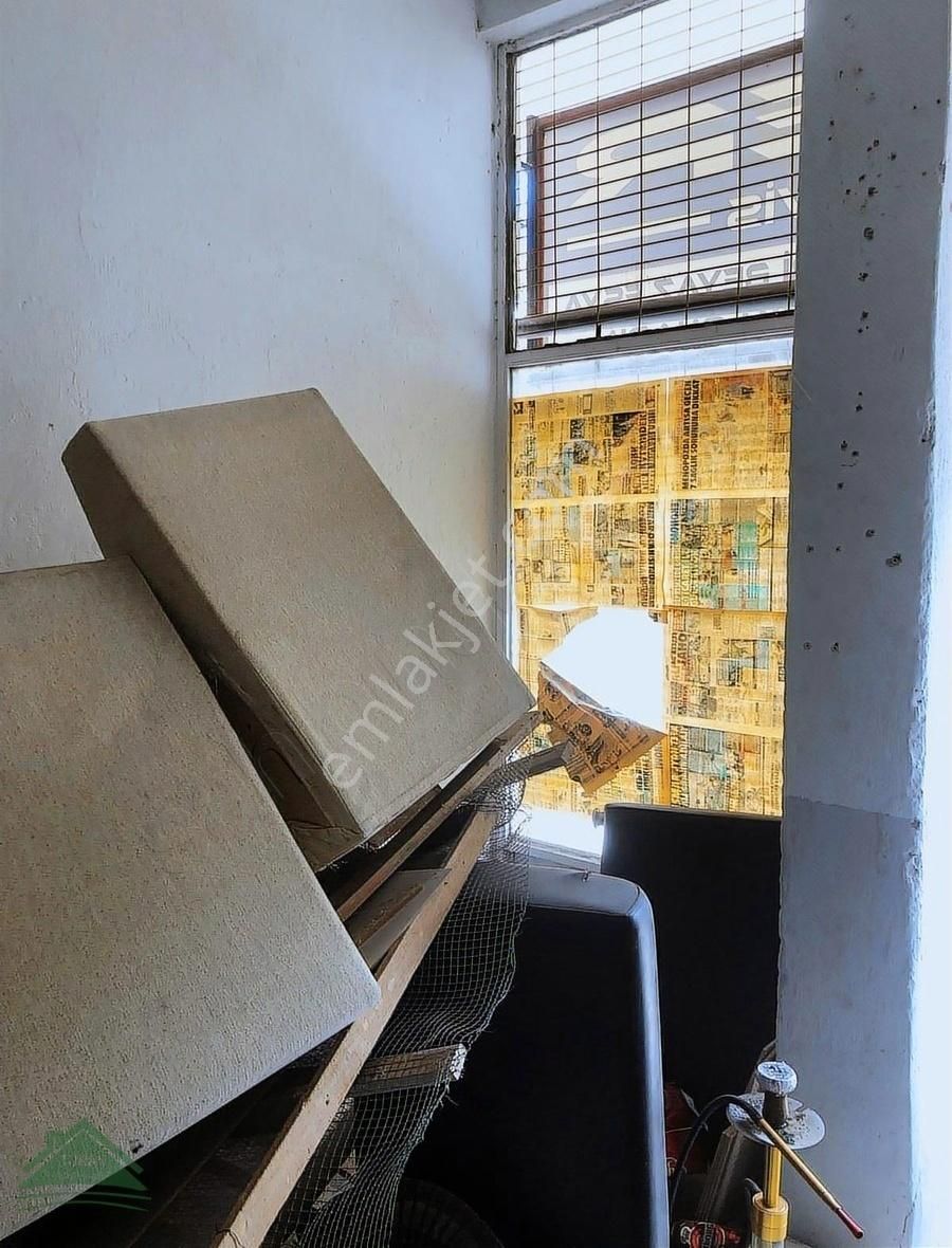 Yeşil Alan Cepheli Merkezi Konumda Kiralık