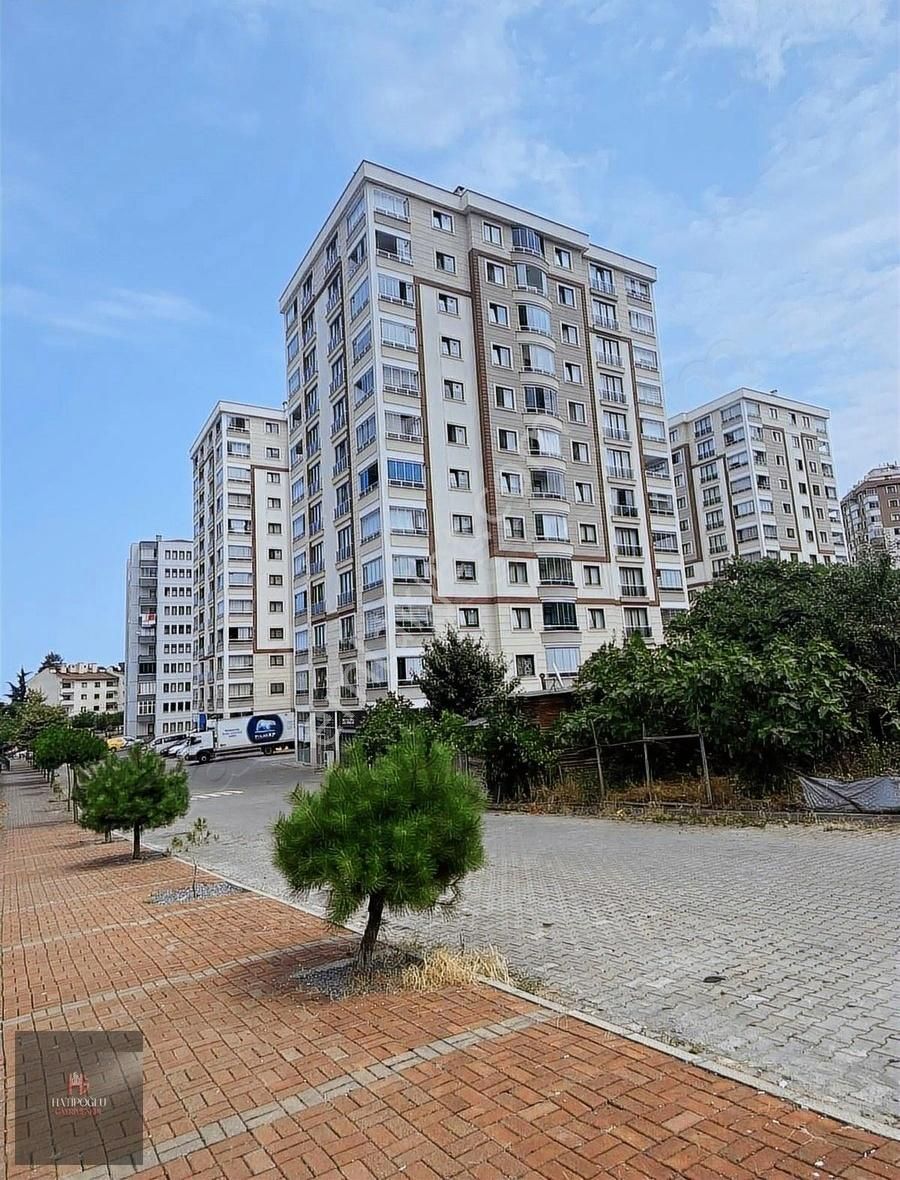Hatipoğlu Gayrimenkulden Satılık 3+1 170 M2 7.kat Site İçi Daire
