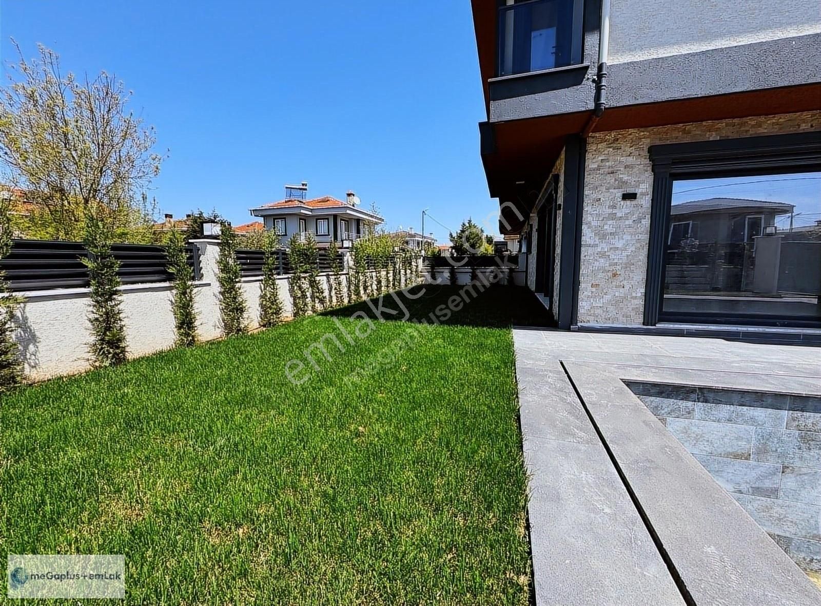 Şile Kumbaba Mahallesinde İkiz Müstakil 3+1 Havuzlu Villa - Görsel 7