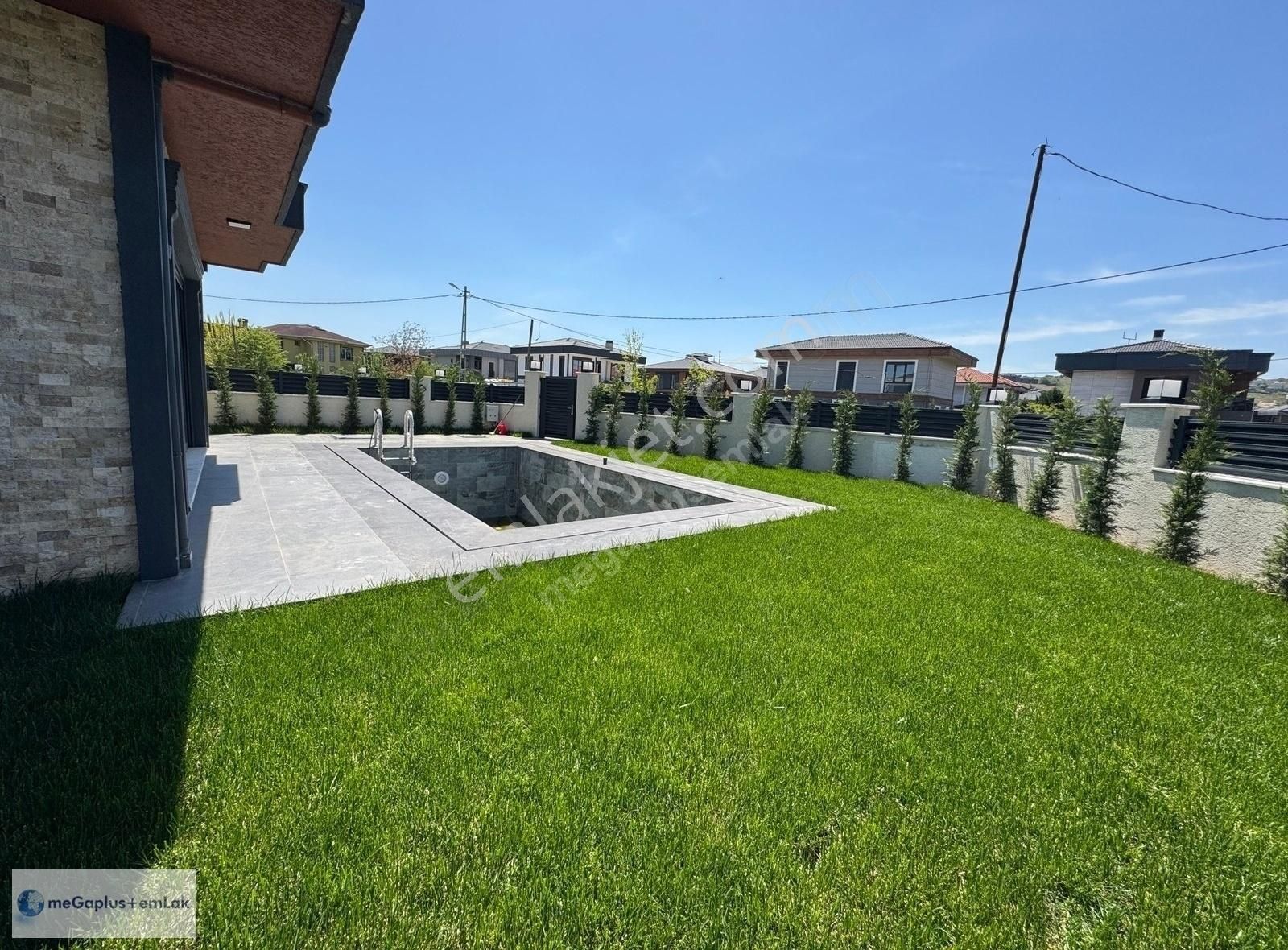 Şile Kumbaba Mahallesinde İkiz Müstakil 3+1 Havuzlu Villa - Görsel 17