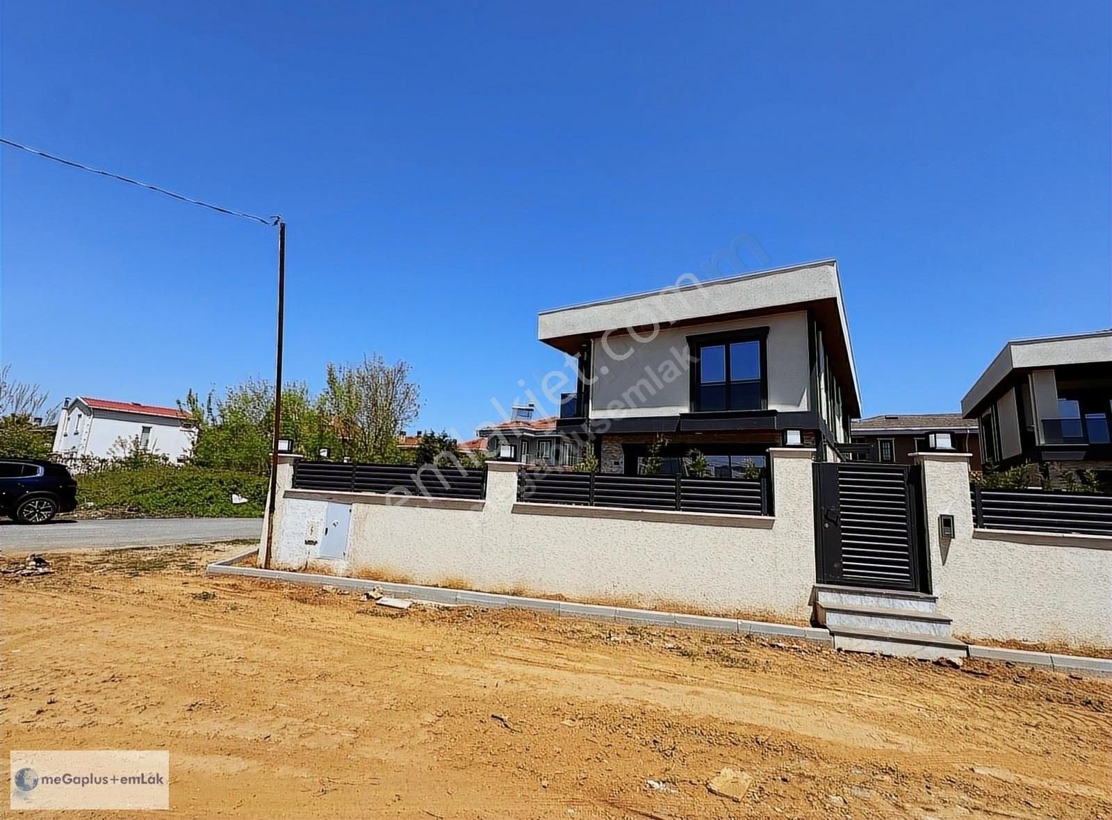 Şile Kumbaba Mahallesinde İkiz Müstakil 3+1 Havuzlu Villa - Görsel 18