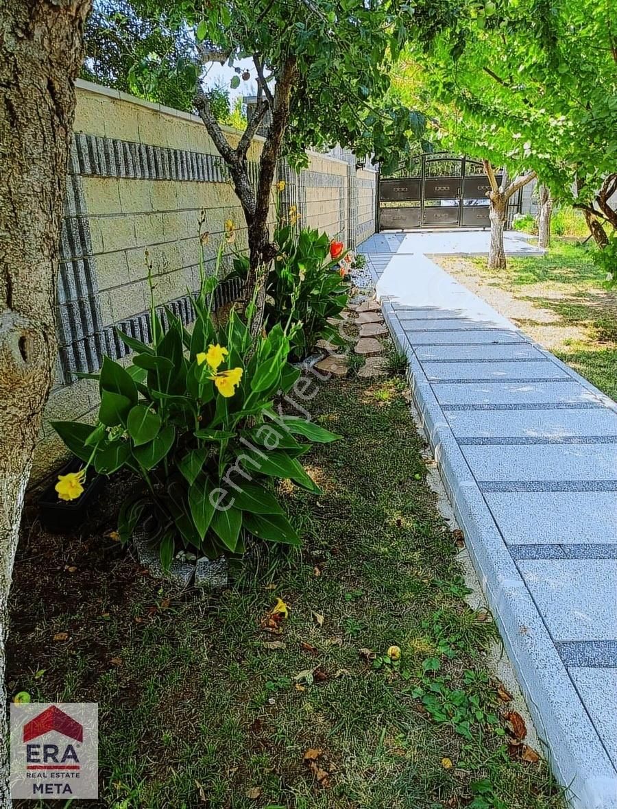 Şile Sahilköyde Bahçeli 6+1 Triplex 594,49m2 - Görsel 8