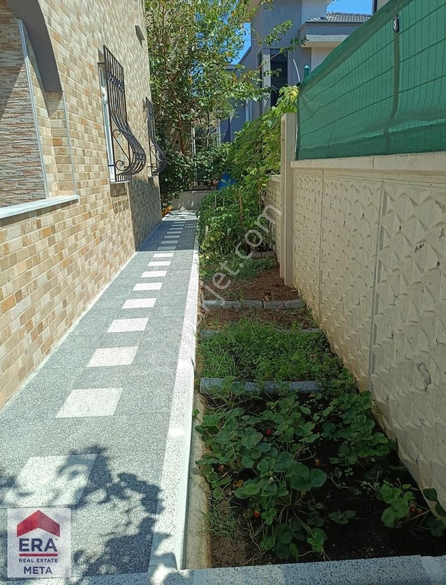 Şile Sahilköyde Bahçeli 6+1 Triplex 594,49m2 - Görsel 26