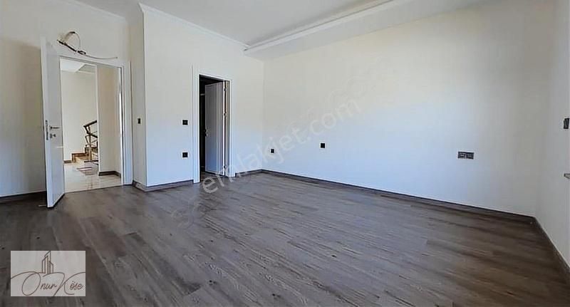 Doğa Manzaralı, Aktiviteli Site İçerisinde Sıfır Villa - Görsel 11