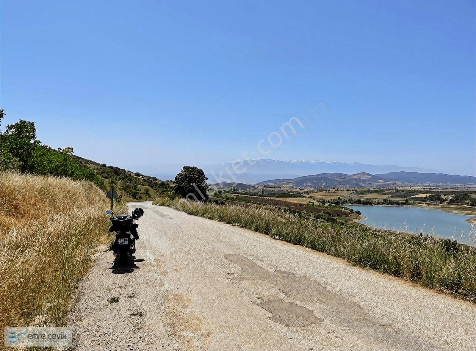 Emre Çevik'den Yenişehir Kavaklı Göleti Yanında Ceviz Bahçesi - Görsel 28