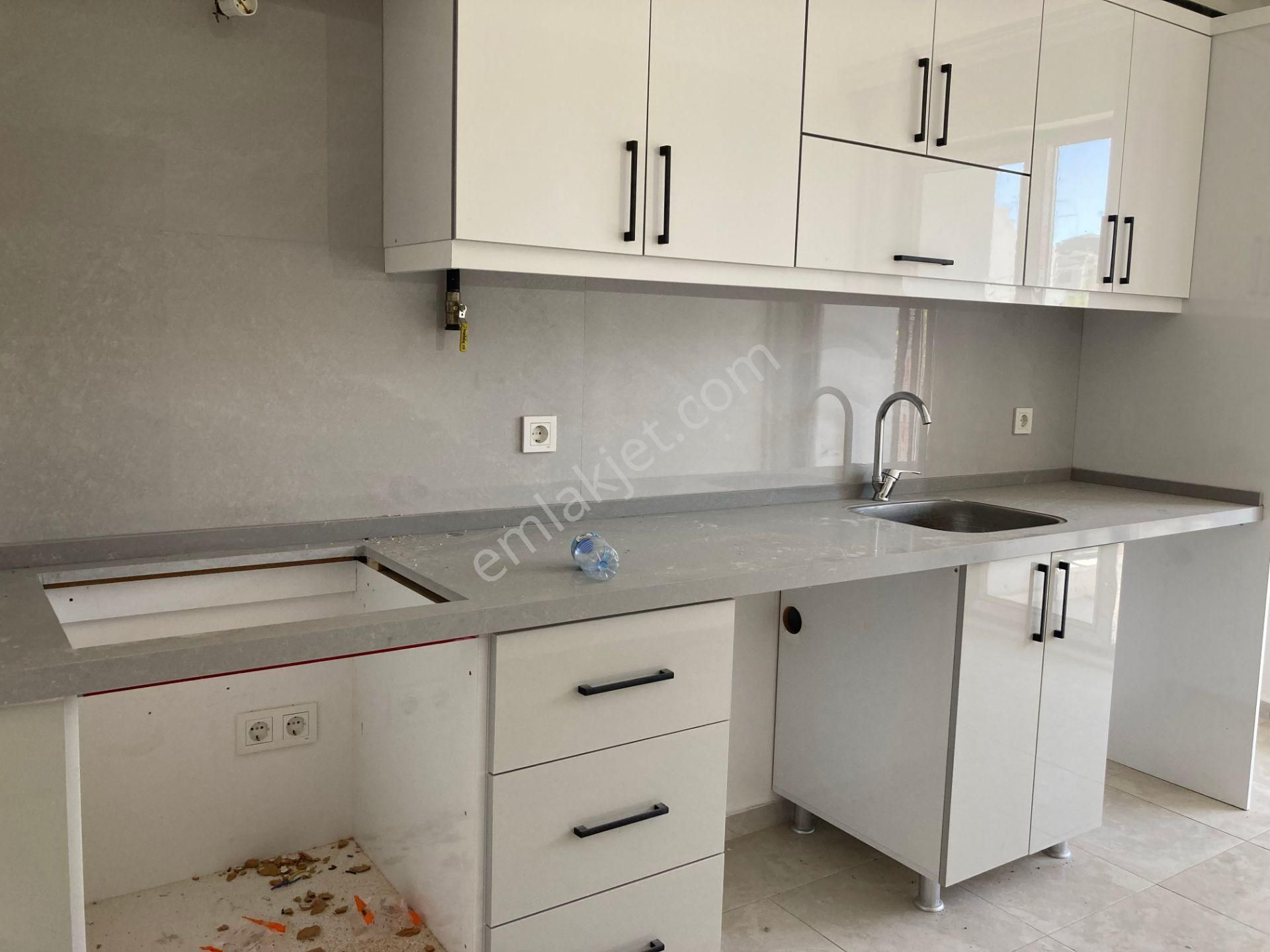 Fatih'emlak 'dan Ev2+1 Yeni Bina Yüksek Giriş Uçak Rahatlığında