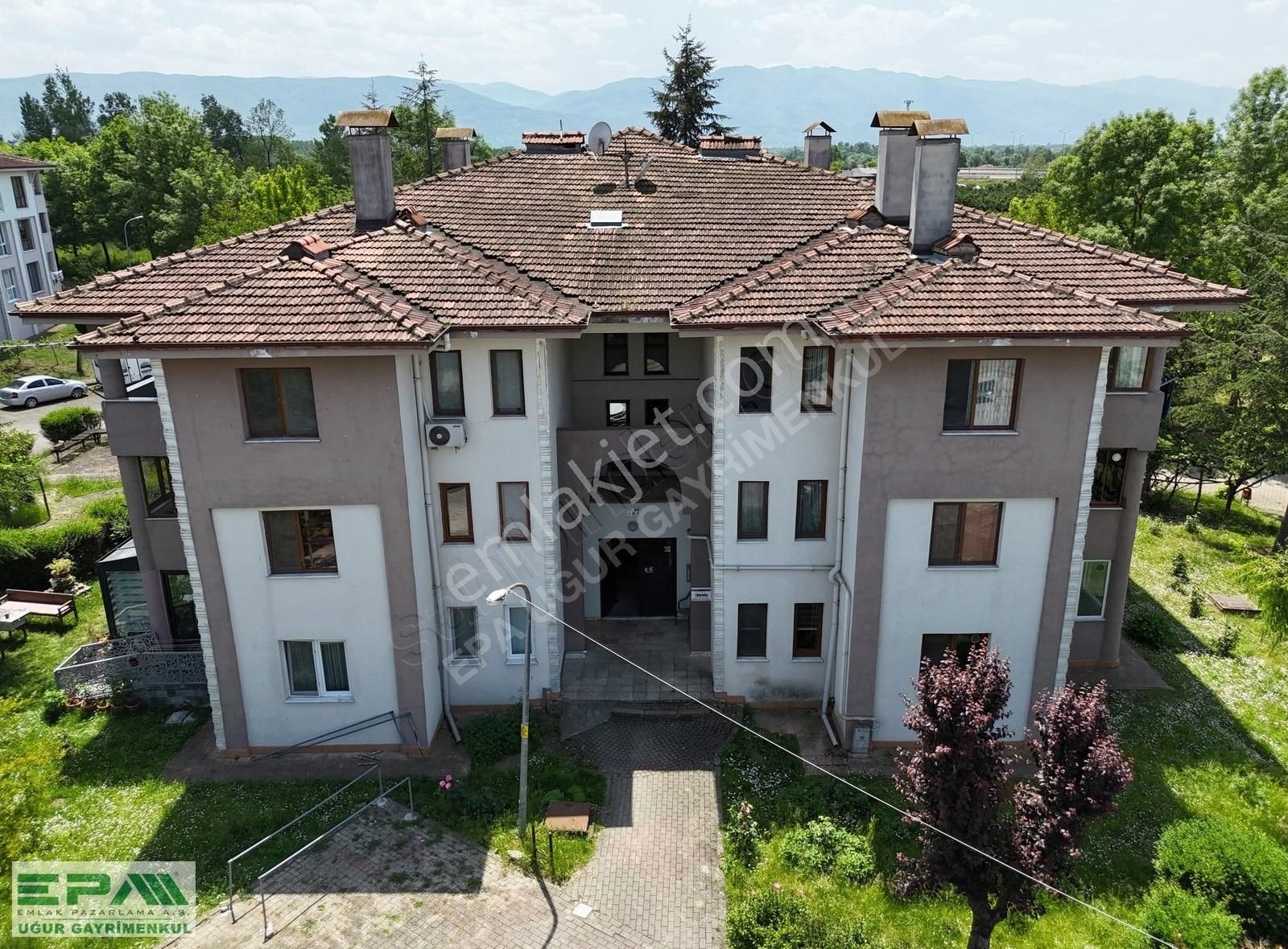 Epa Uğur'dan Güzelbahçe 10.bölgede Kiralık Zemin Kat Daire