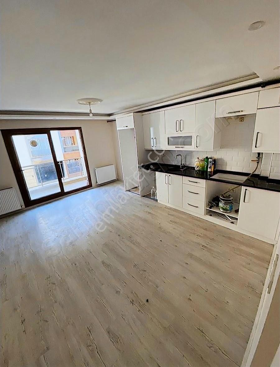 Dede Emlak'tan Muradiye'de Kiralık Daire
