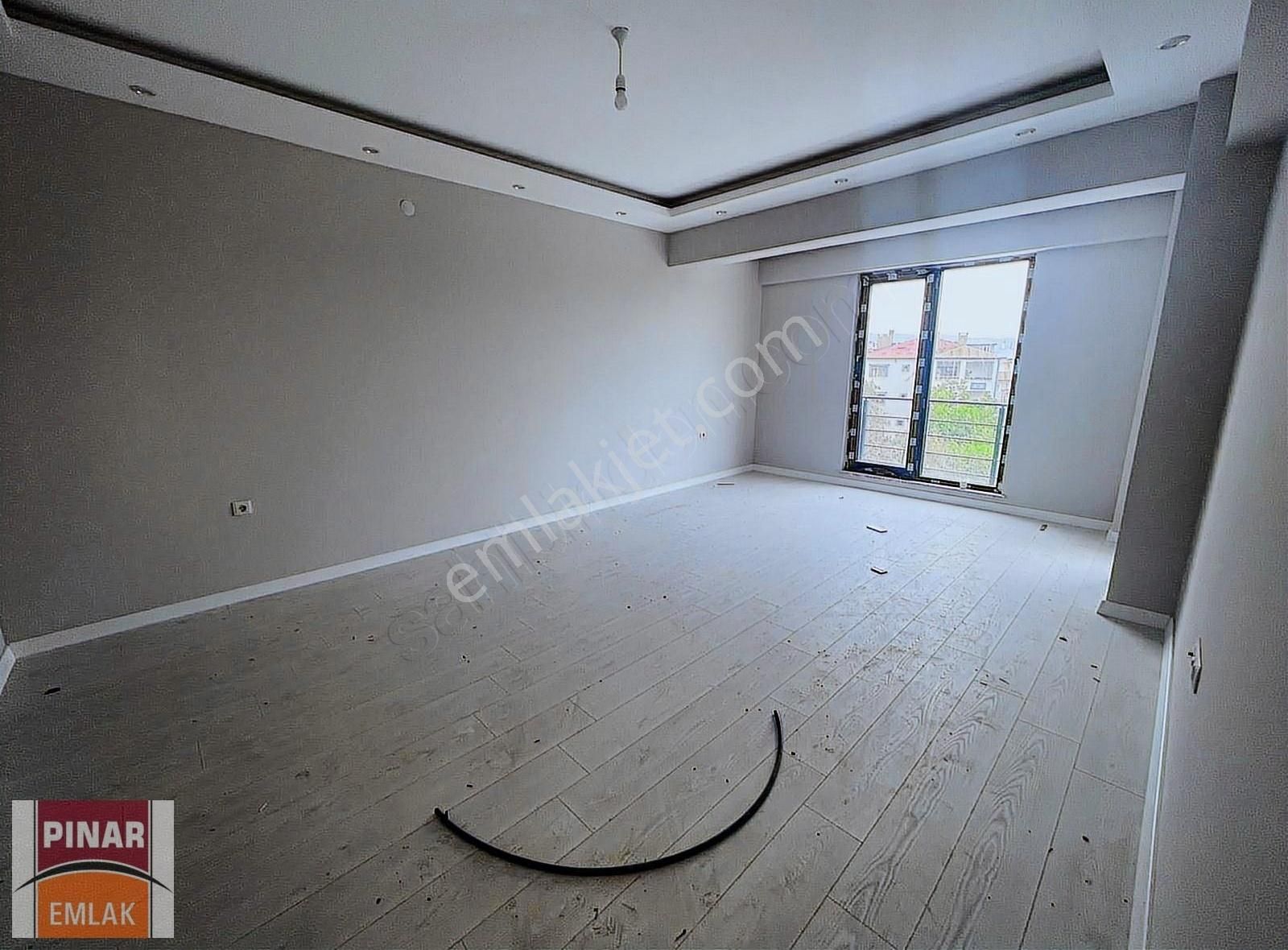 Pınar Emlak'tan İskele Caddesine Sıfır Satılık 3+1 Lüx Daire