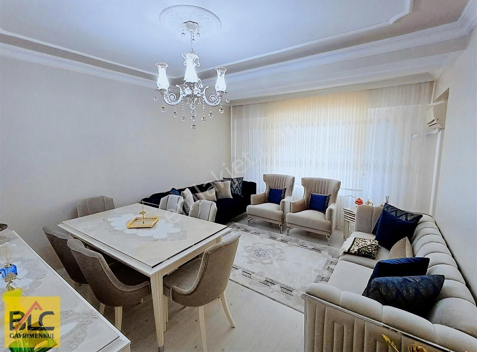 Darıca İstasyon Cad.cephe 3+1 110m Arakat Daire
