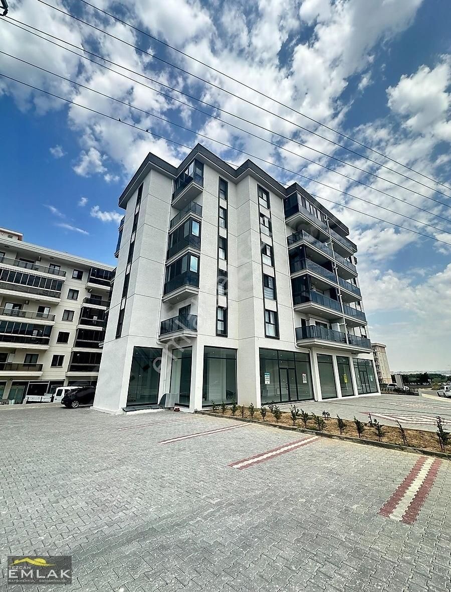 Barbaros Mahallesi Yeni Adliye Karşısında Ara Kat 1+1 Daire