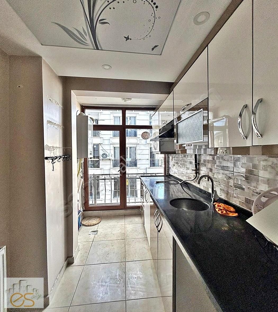 Metrtobüse Yürüme Mesafesi Lüks Kiralık Daire