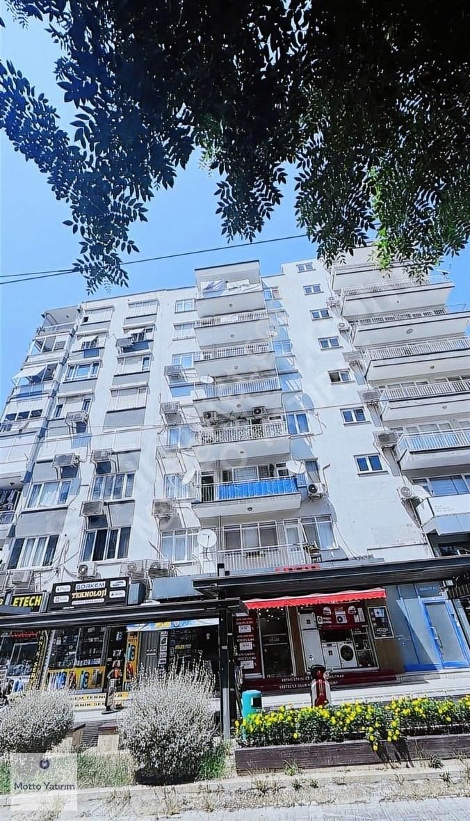 Aliçetinkaya Tramvay Hattında Satılık Geniş 2+1 Daire - Görsel 3