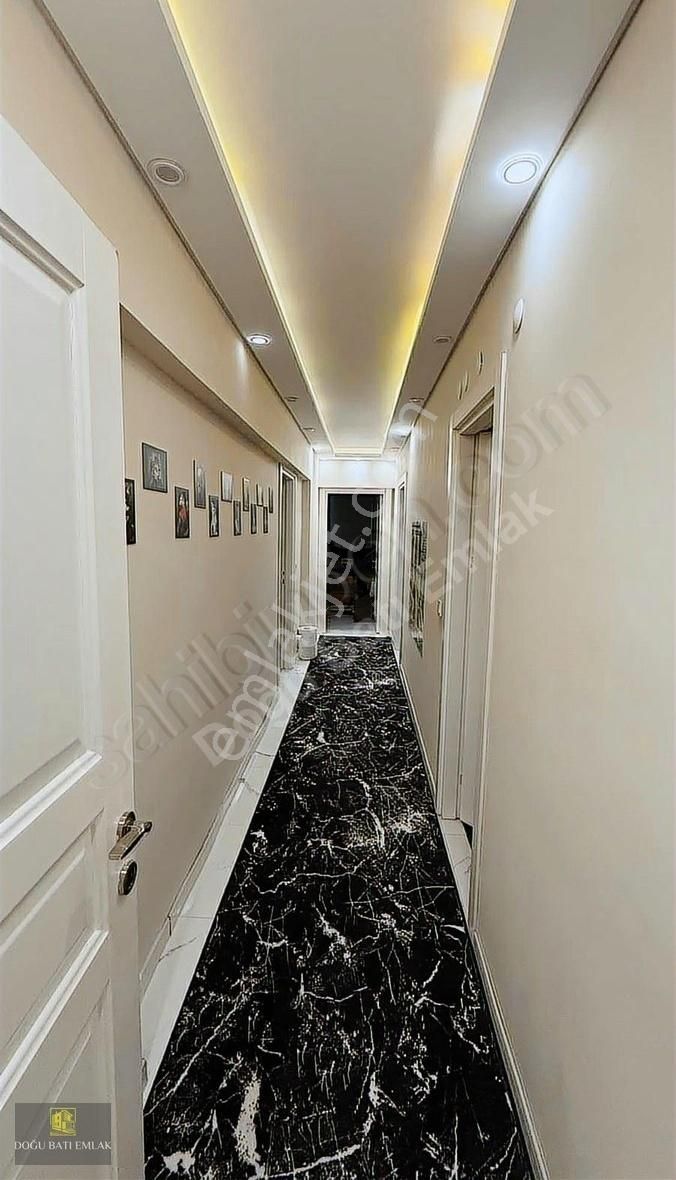 Beylikdüzü Cumhuriyet Mah. Kardelen Sitesi Havuz Cephe - Görsel 2