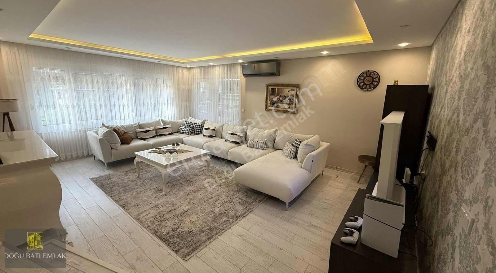 Beylikdüzü Cumhuriyet Mah. Kardelen Sitesi Havuz Cephe - Görsel 20