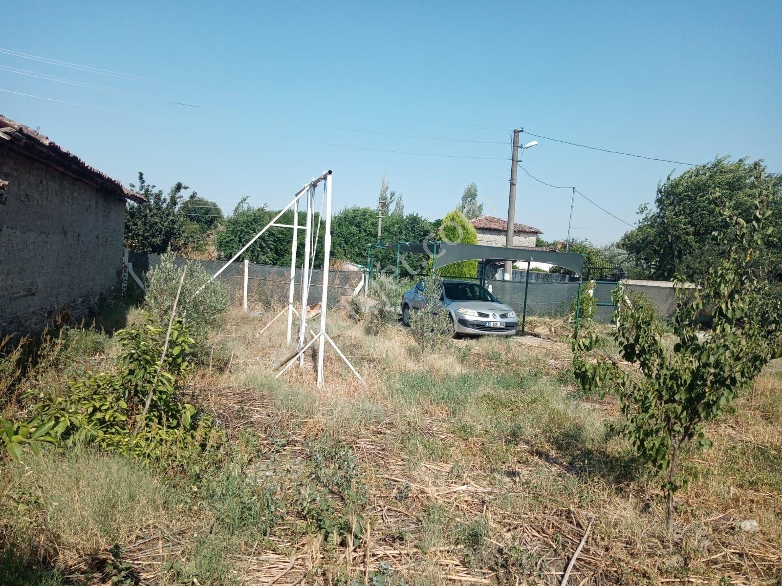 Bayındır Yeşilov 'da İçinde Prefabrik Evi Olan İmarlı Arsa - Görsel 9