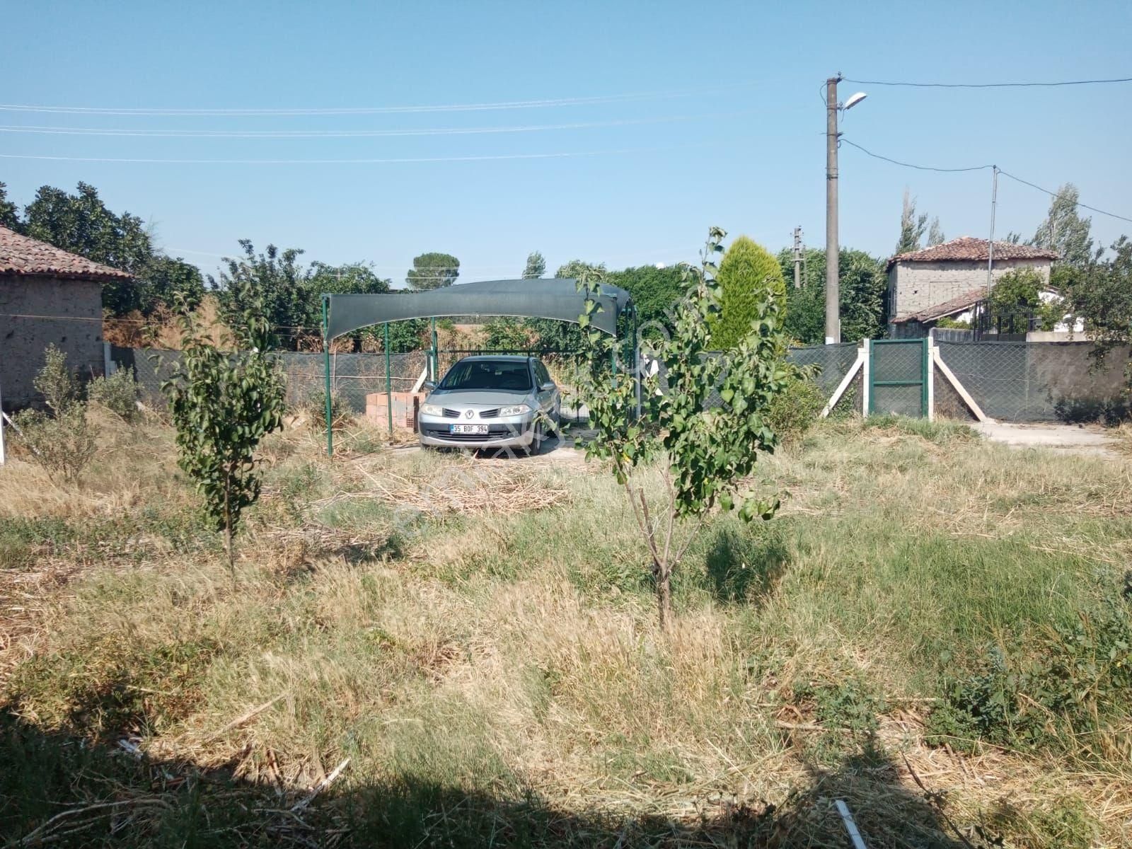 Bayındır Yeşilov 'da İçinde Prefabrik Evi Olan İmarlı Arsa - Görsel 8