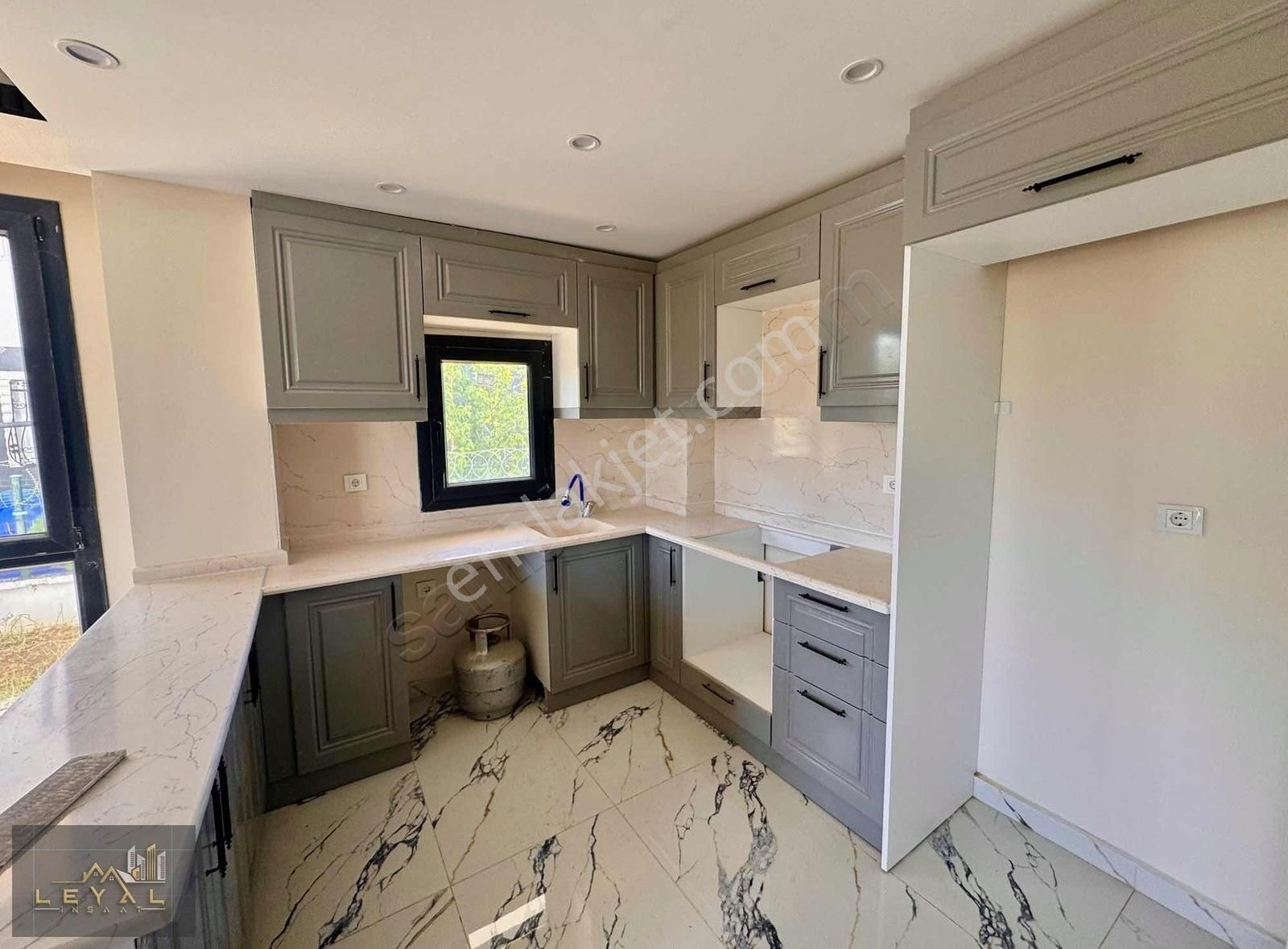 ꧁leyalgroup꧂triplex İskanlı Asfalt Yolda Önü Açık Müstakil Villa - Görsel 15