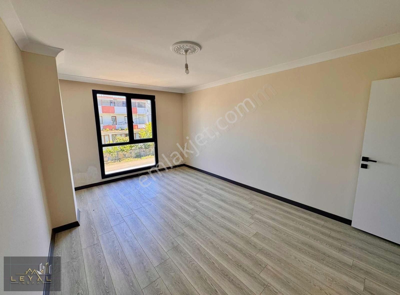 ꧁leyalgroup꧂triplex İskanlı Asfalt Yolda Önü Açık Müstakil Villa - Görsel 4