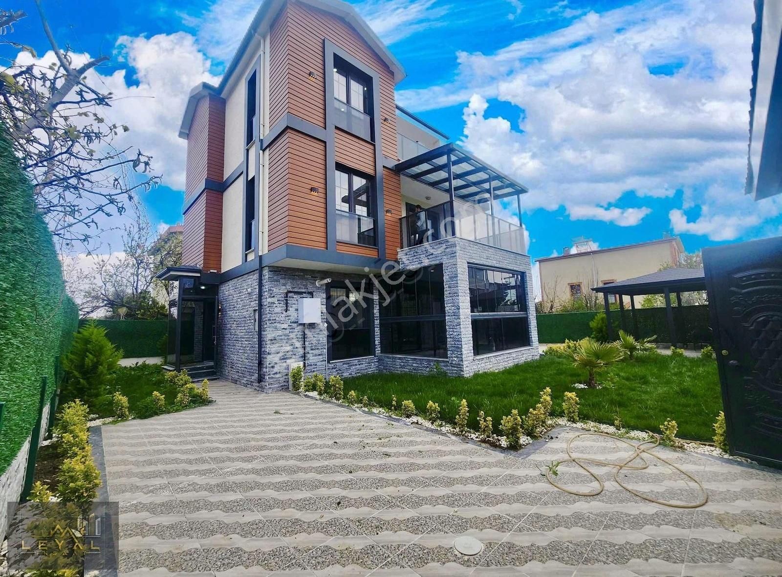 ꧁▇leyalgrup▇꧂deniz Tarafında Havuzlu Teraslı Kış Bahçeli İskanlı - Görsel 3