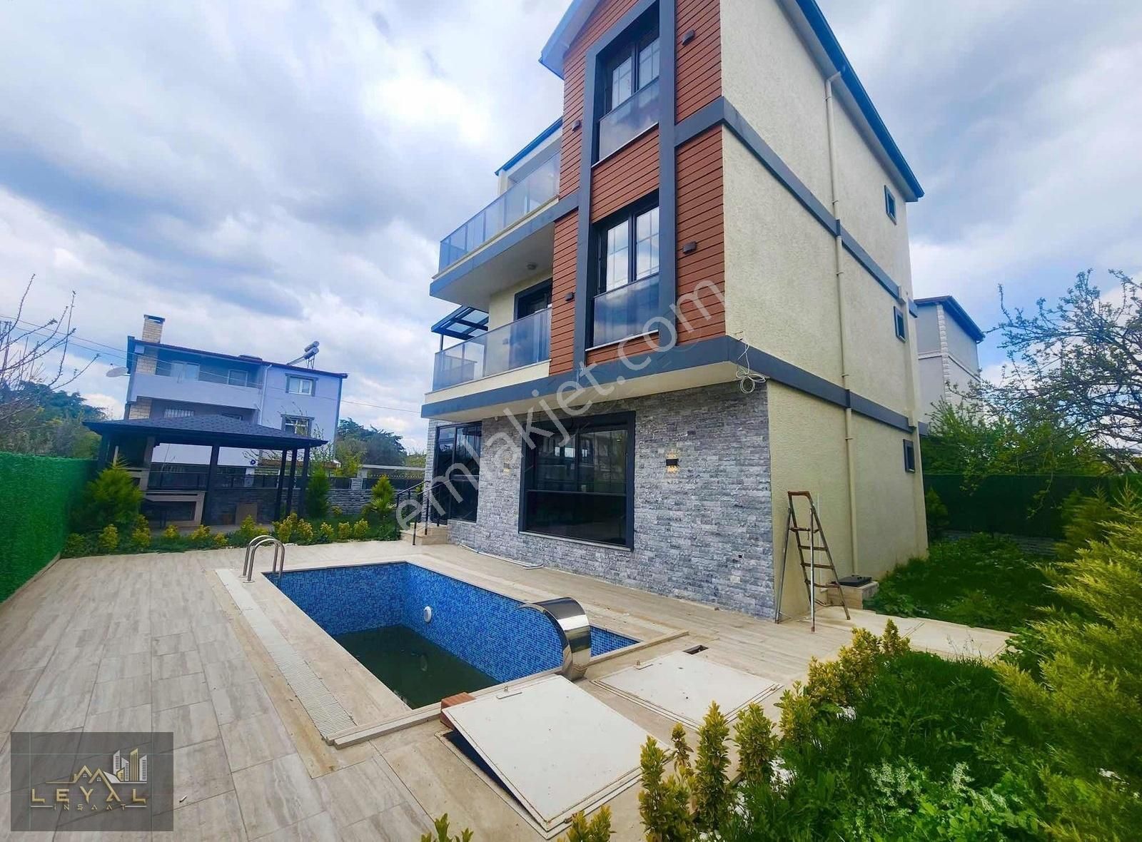 ꧁▇leyalgrup▇꧂deniz Tarafında Havuzlu Teraslı Kış Bahçeli İskanlı - Görsel 26