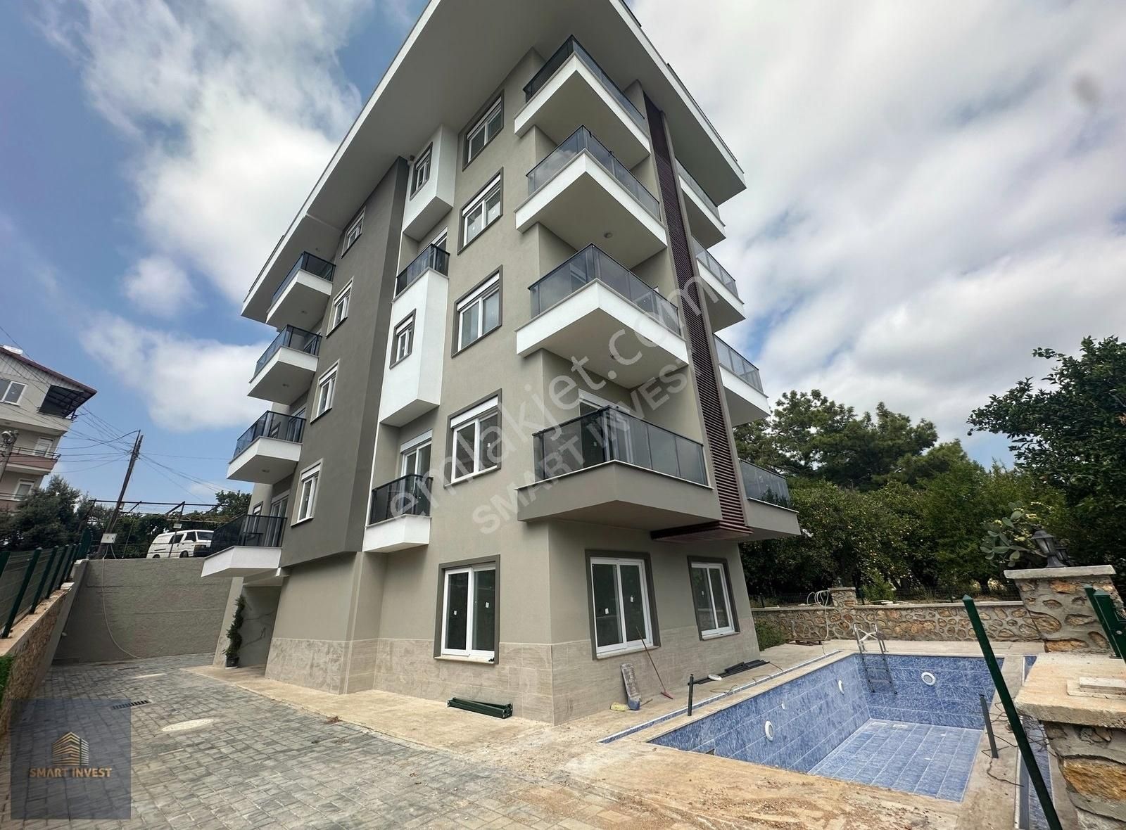 Oba Satılık Site İçi 2+1 Ayrı Mutfaklı Kale-deniz Manzaralı