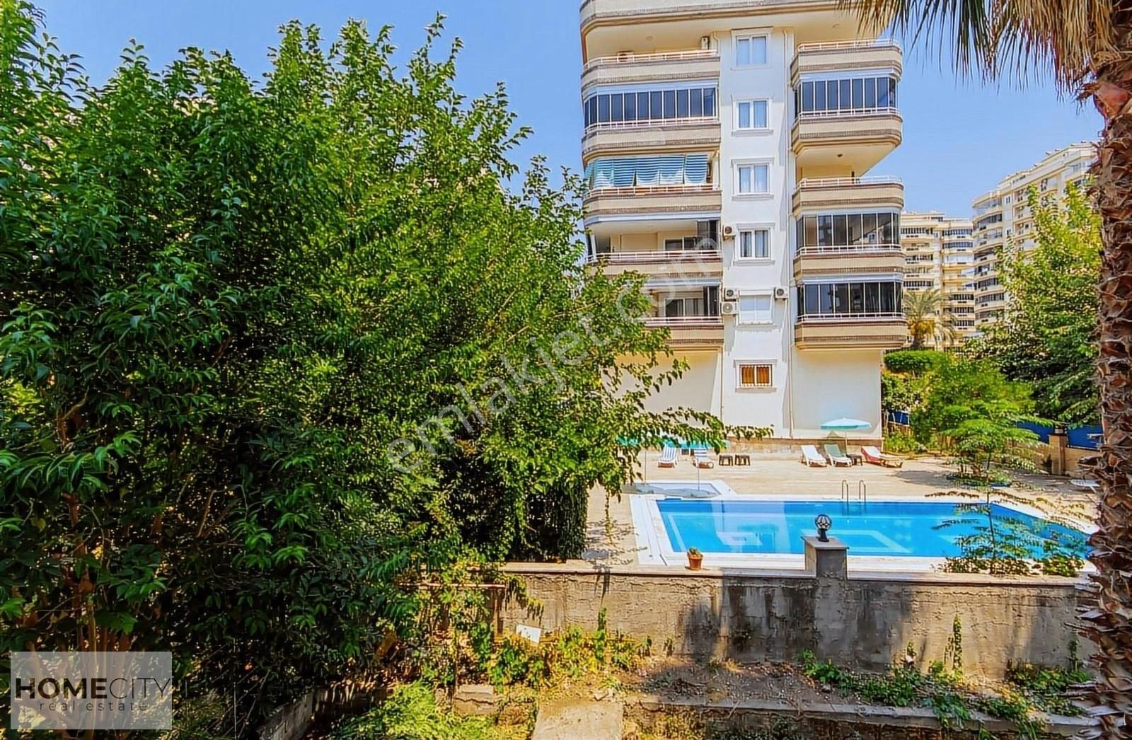 Alanya Mahmutlar 2+1 90m2 Denize Sıfır Site Uyguuun Fıırsaatttt.