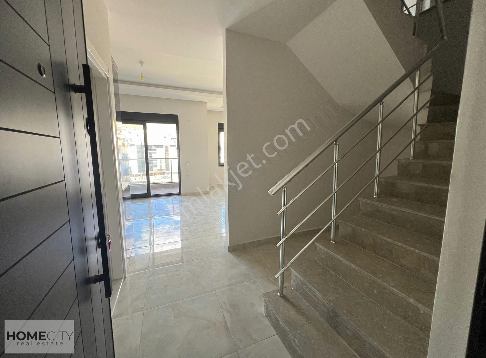 Alanya Oba 4+1 Dublkess 180m2 Eşyasız Aktivitelii Uygun Fırsaat - Görsel 5