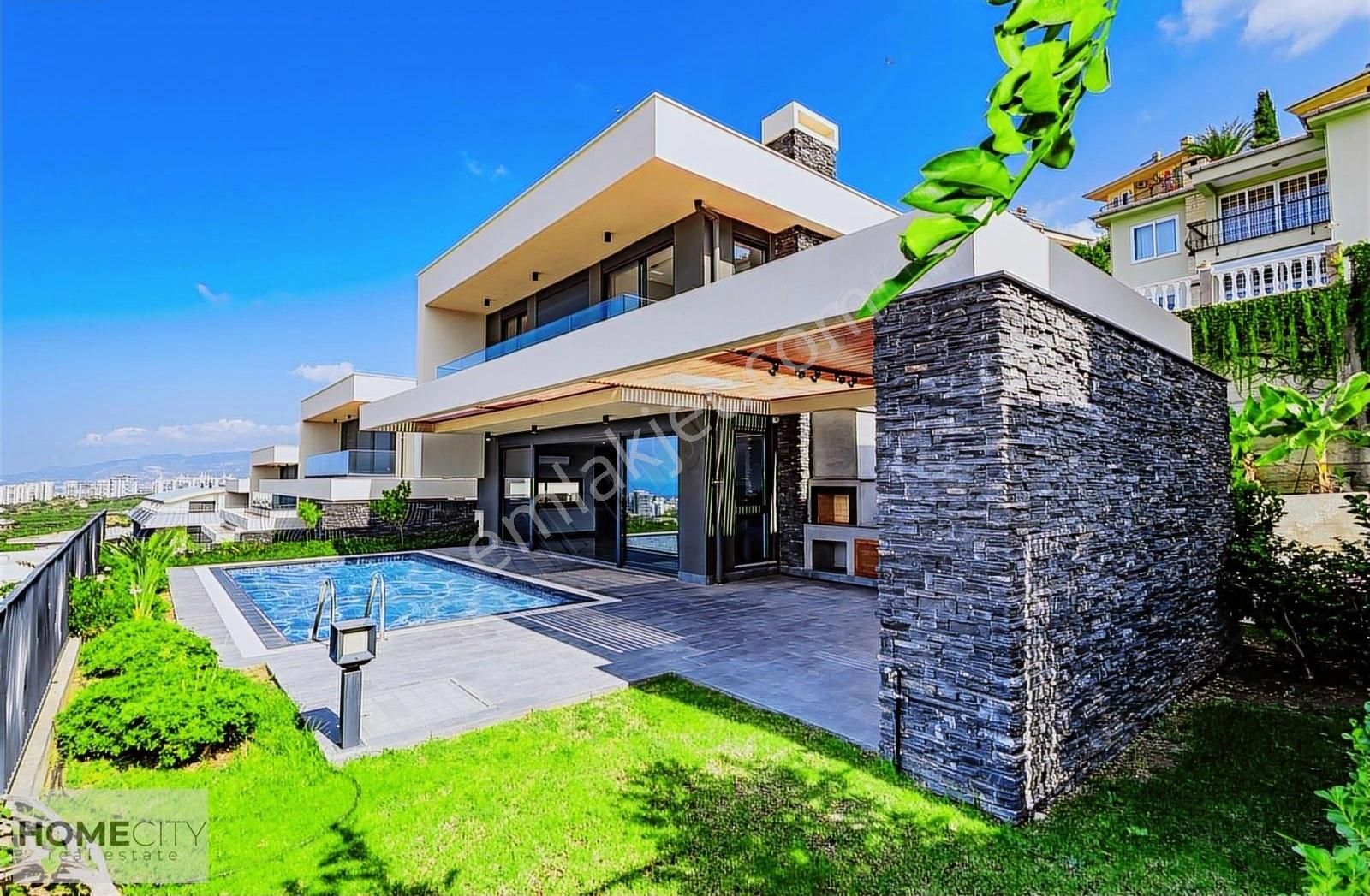 Alanya Kargıcak 3+1 250m2 Isıtmalı Havuz,manzaralı,kapalı Otoprk