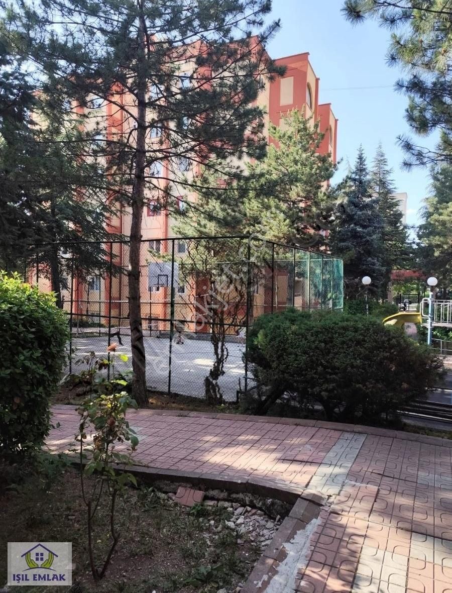 Işıl Emlaktan Oztaş Bloklta 1+1 Esyalı Satılık Daire