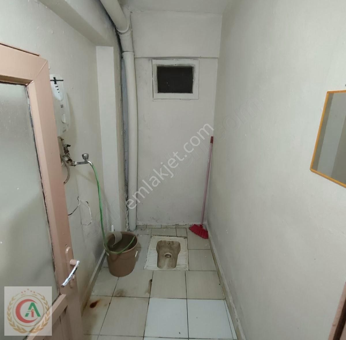 Bekara Uygun Yunusemre Mah Kiralık Daire Bahçe Katı 1+1 9 Bin Tl