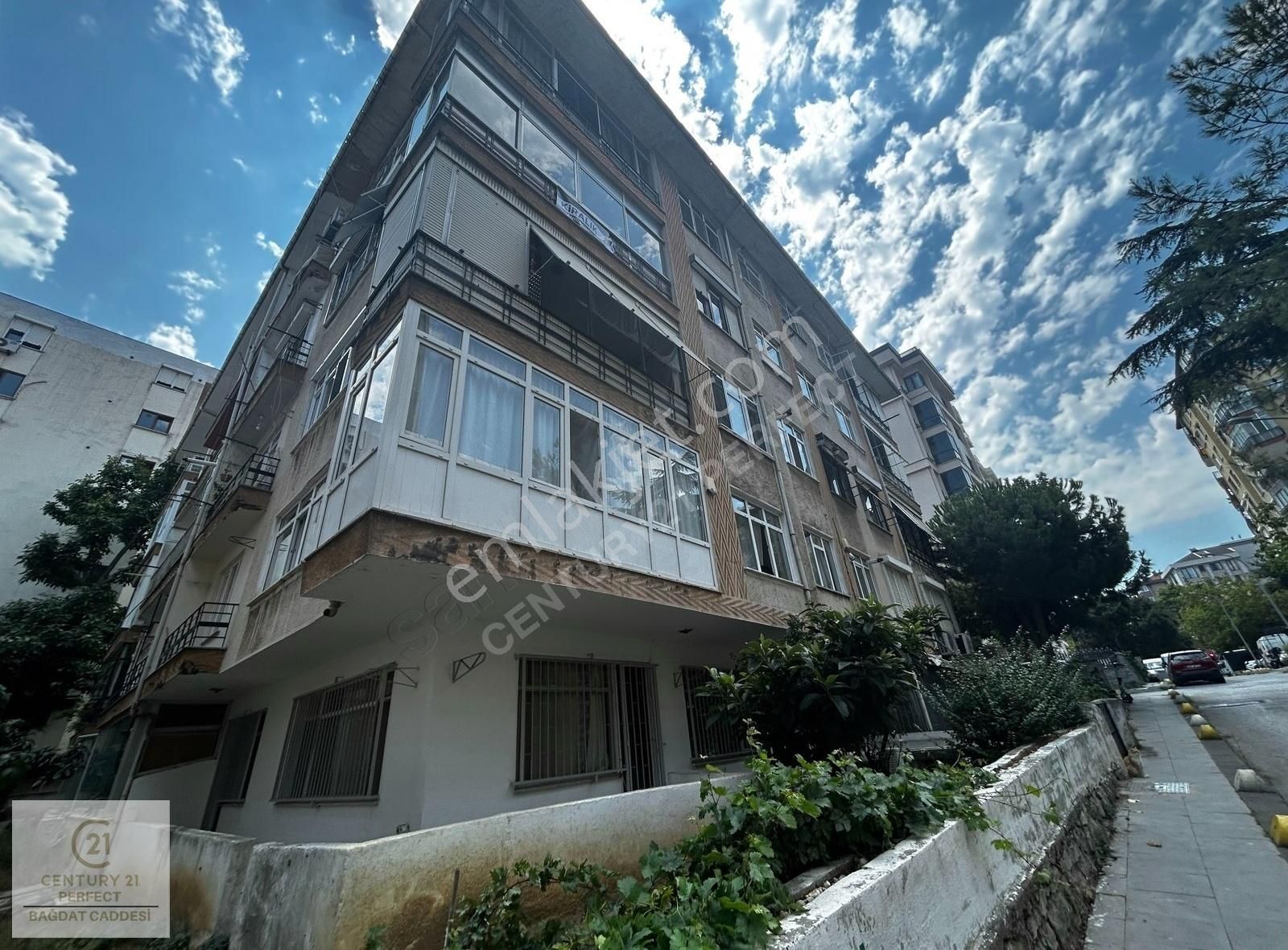Ziverbey Eğitim Mahallesi'nde Kiralık 2+1 Kombili Daire