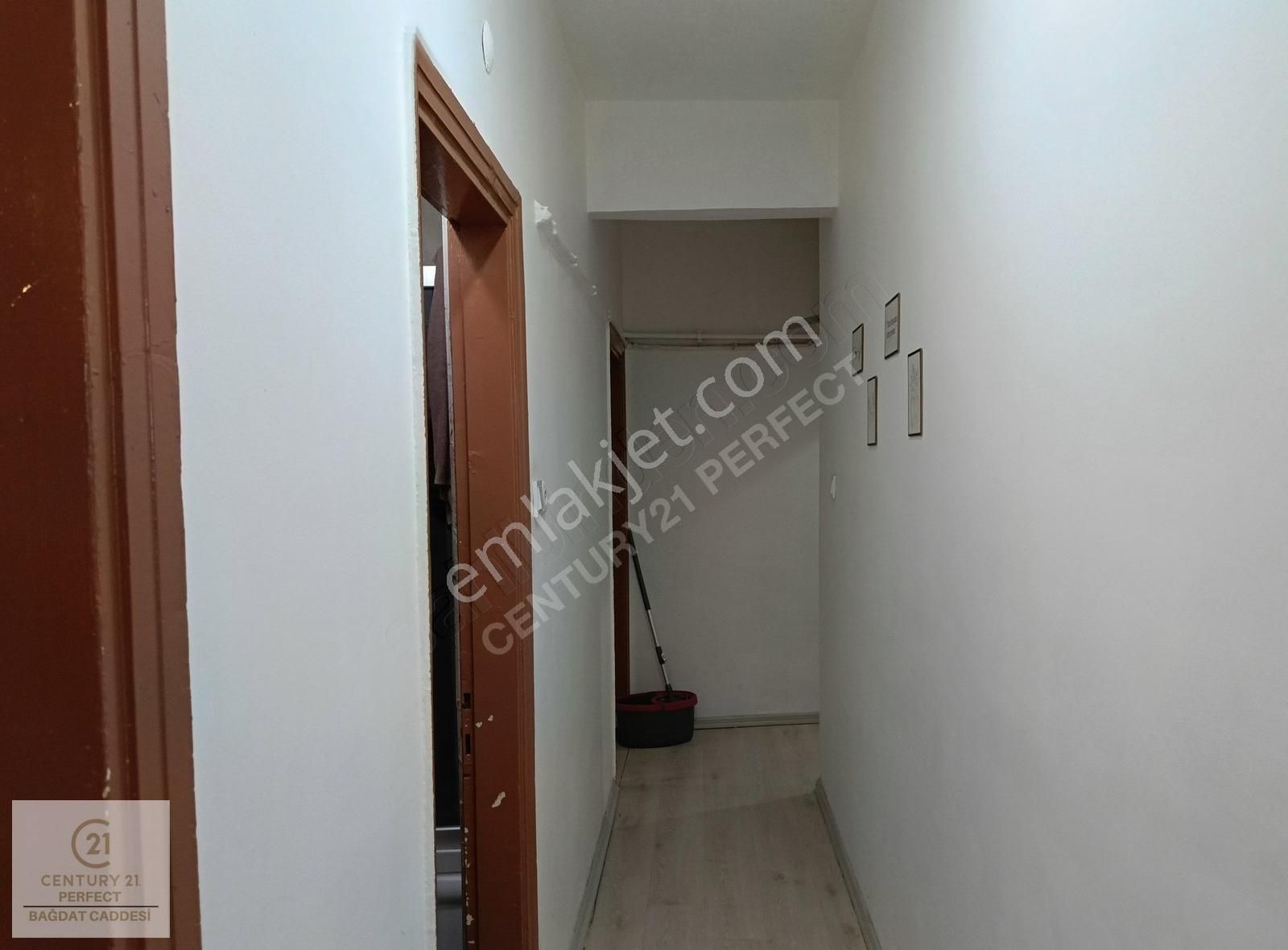 Kadıköy Osmanağa'da Satılık 2+1 Daire İçi Yenilenmiş Yatırımlık - Görsel 13