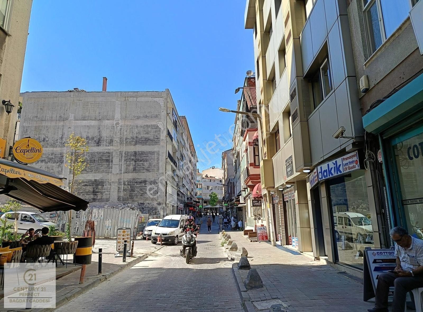 Kadıköy Osmanağa'da Satılık 2+1 Daire İçi Yenilenmiş Yatırımlık - Görsel 2