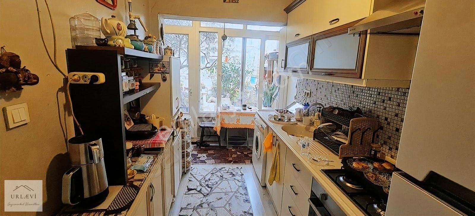 Satılık Harika Lokasyonda Fırsat Bahçeli Müstakil - Görsel 9