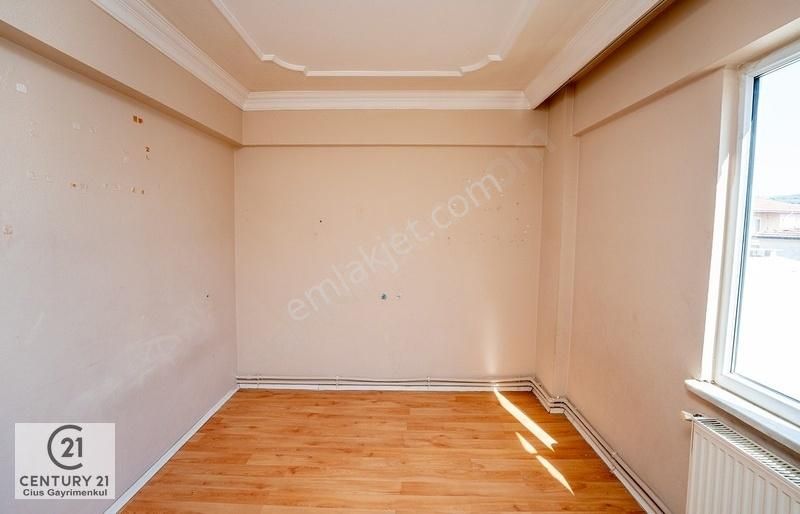 C21 Cius; Dere Boyu Cadde Üzerinde 3+1 Kiralık Daire