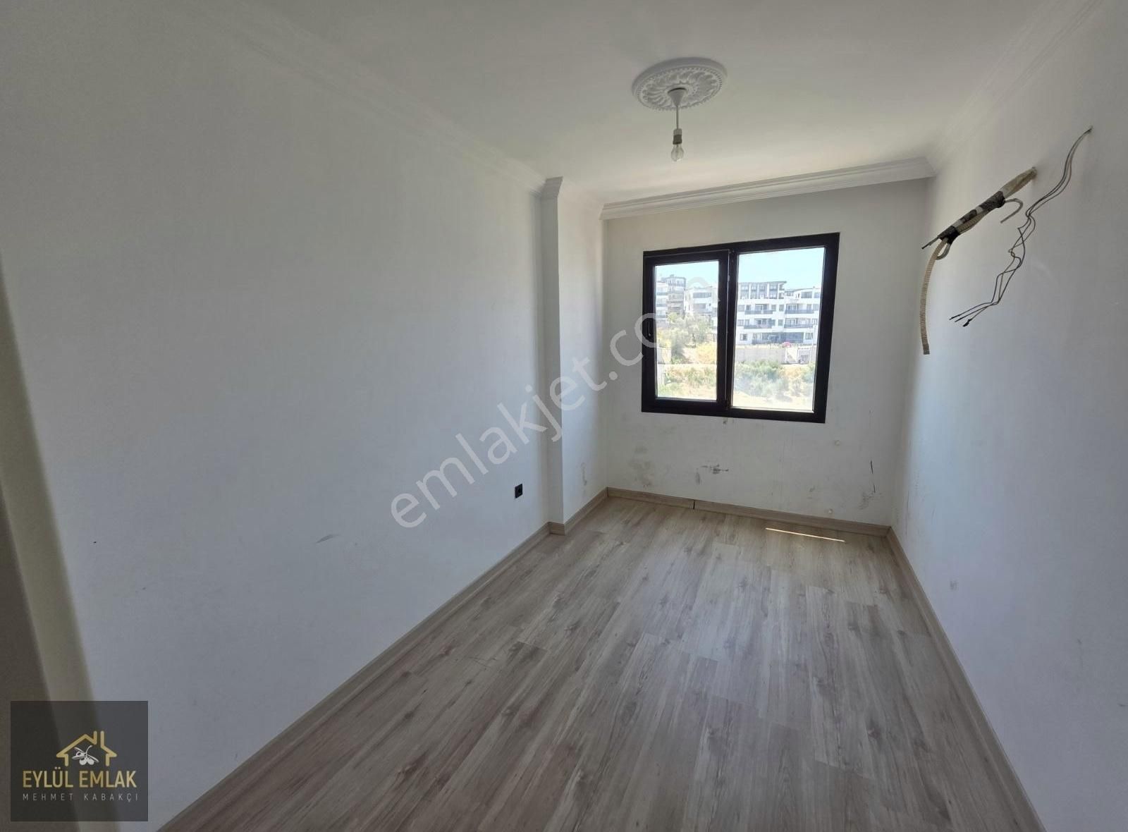 Bodrum Mumcularda Satılık 2+1 Manzaralı