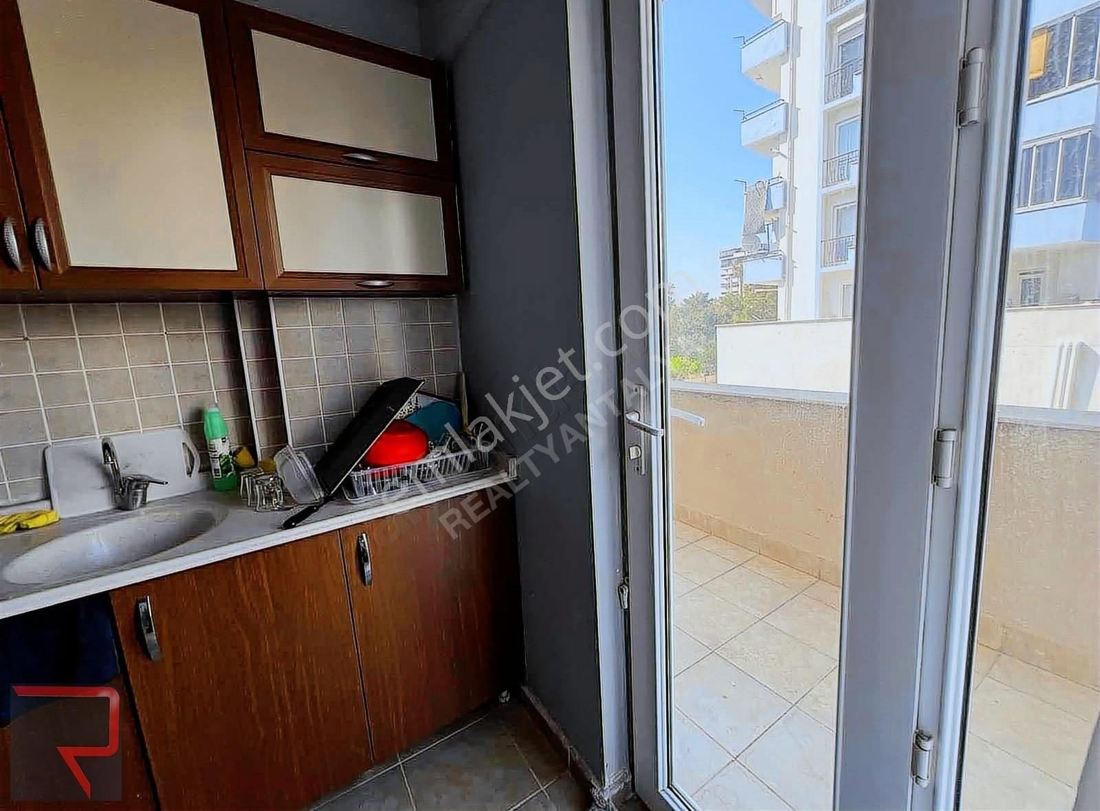 Geniş Ve Merkezi Konumda 3+1 Masrafsız Satılık Eşyalı Daire - Görsel 17