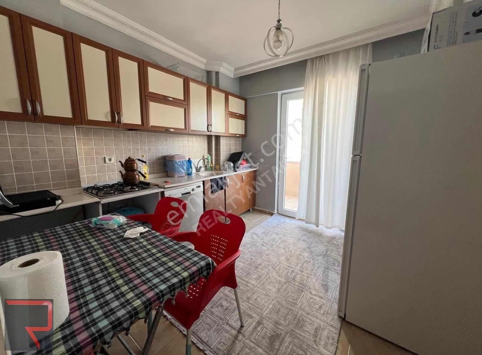 Geniş Ve Merkezi Konumda 3+1 Masrafsız Satılık Eşyalı Daire - Görsel 15
