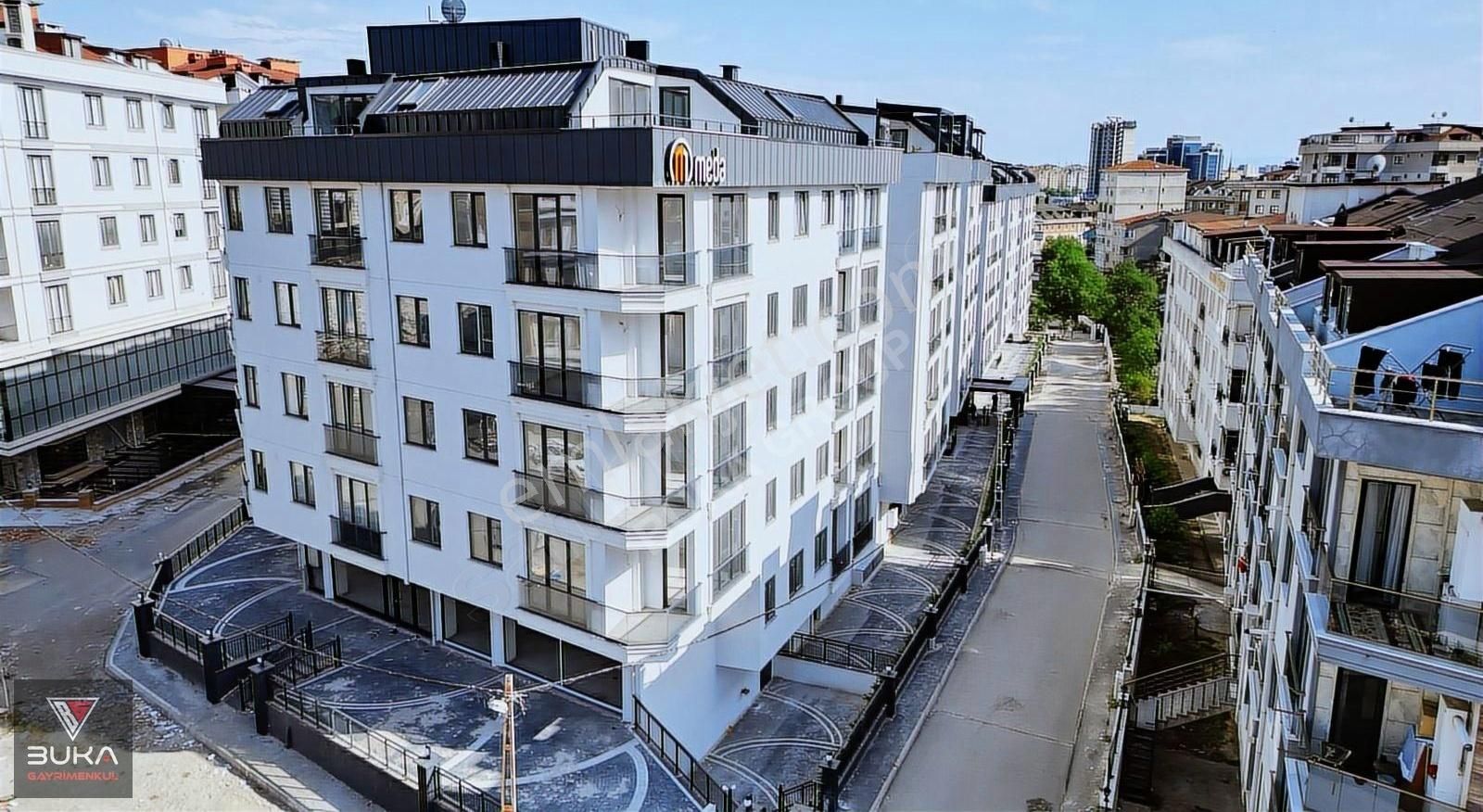 7/24 Güvenlikli 3 Kat Otoparklı Sitede Ferah 1+1 Kiralık Daire