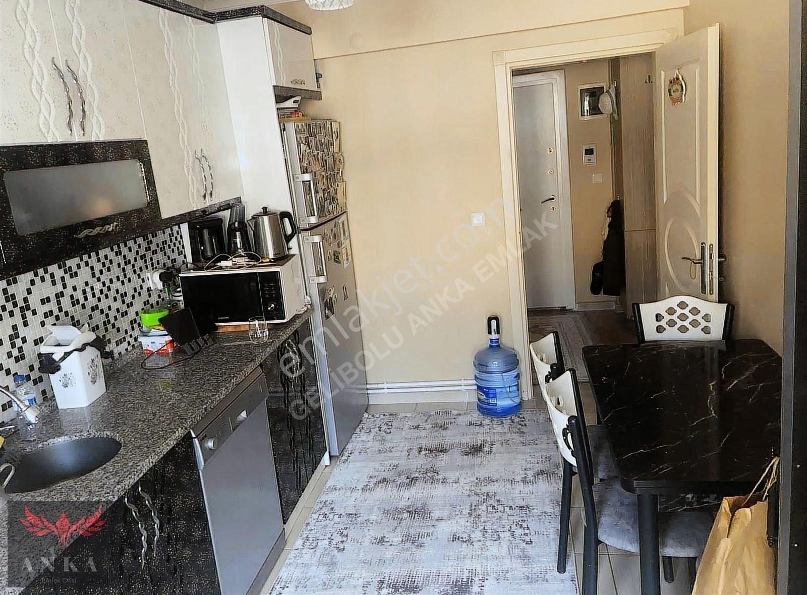 Gelibolu Anka Emlak'tan Satılık Geniş Kullanımlı 2+1 Daire