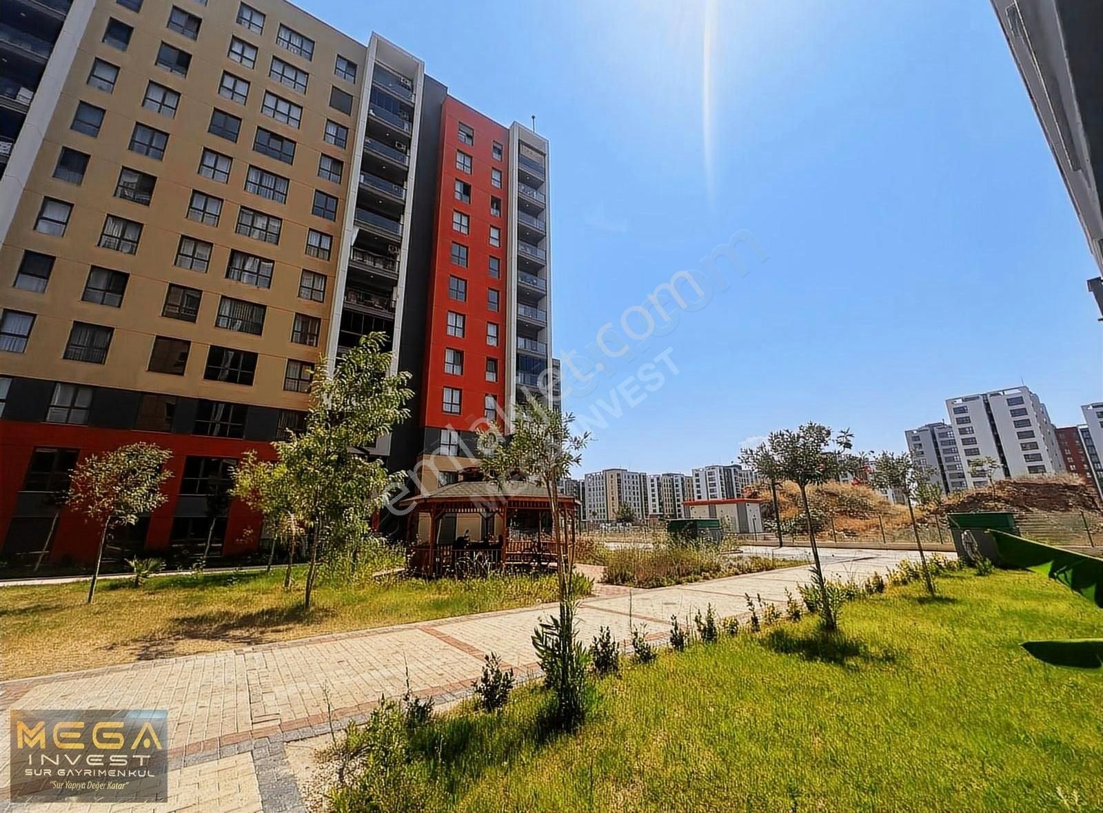 Mega İnvest'den Suryapı'de Fırsat Satılık 1+1 61.5 M2 Daire