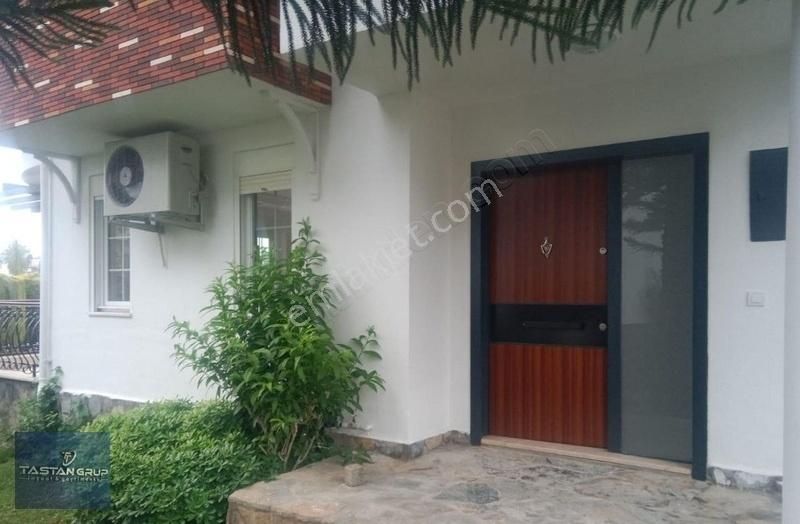 Site İçi, Özel Ve Ortak Havuzlu Lux 3+1 Dublex Villa - Görsel 14