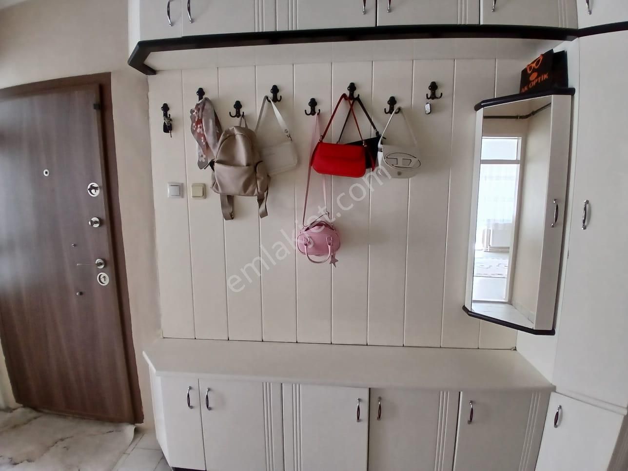 Akçay Emlak'tan Akşehir İstasyon Mahallesinde Geniş Ara Kat Satılık 3+1 Daire - Görsel 14