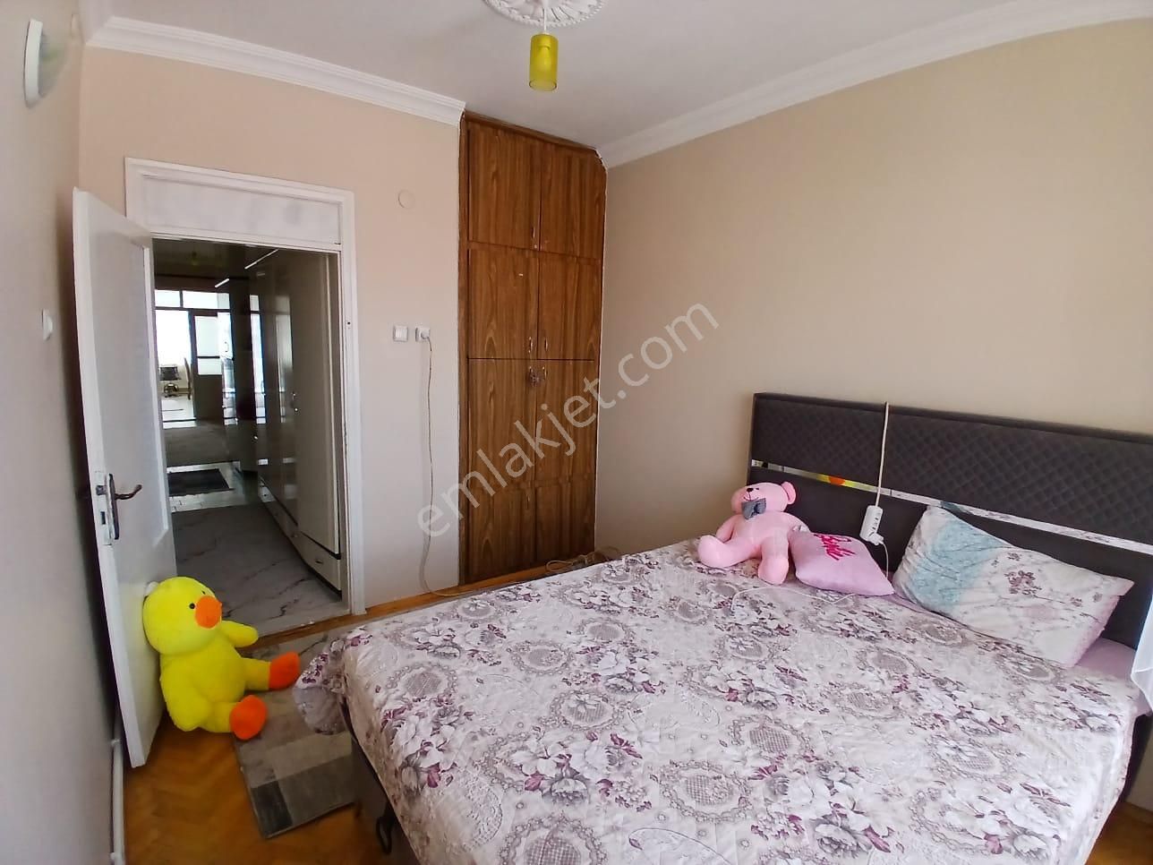 Akçay Emlak'tan Akşehir İstasyon Mahallesinde Geniş Ara Kat Satılık 3+1 Daire - Görsel 25