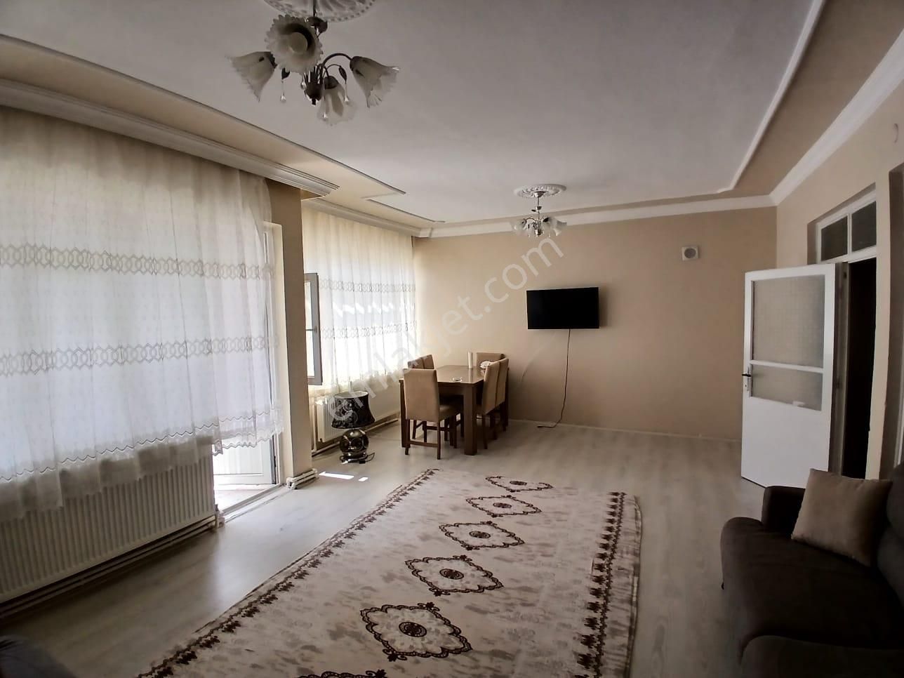 Akçay Emlak'tan Akşehir İstasyon Mahallesinde Geniş Ara Kat Satılık 3+1 Daire - Görsel 4