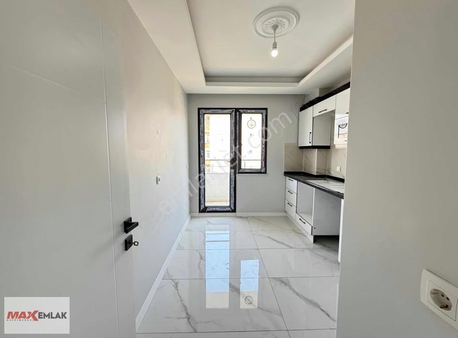 Nenehatun Mah Caddeye Cephe Geniş 3+1 Dublex Daire - Görsel 3