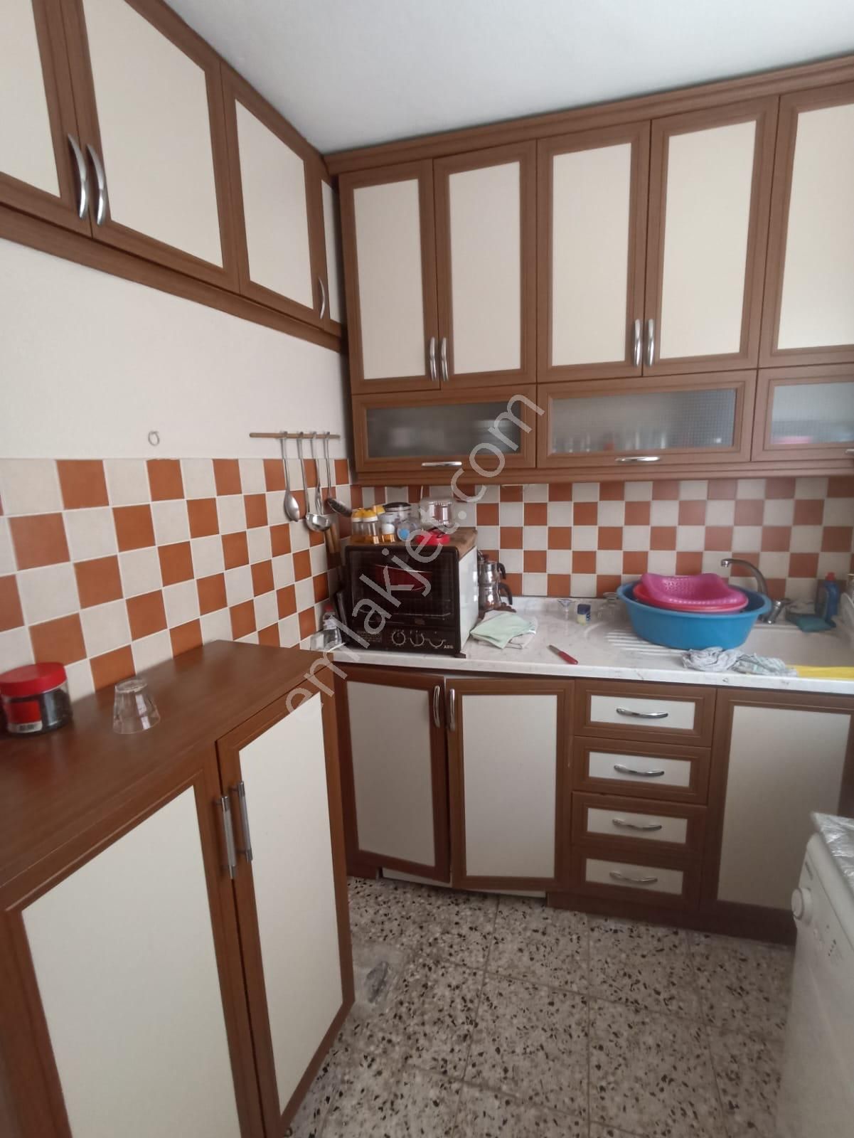 Yeşilyurtta Bulvara Yakın Köşebaşı 3 Katlı Satılık Müstakil - Görsel 8