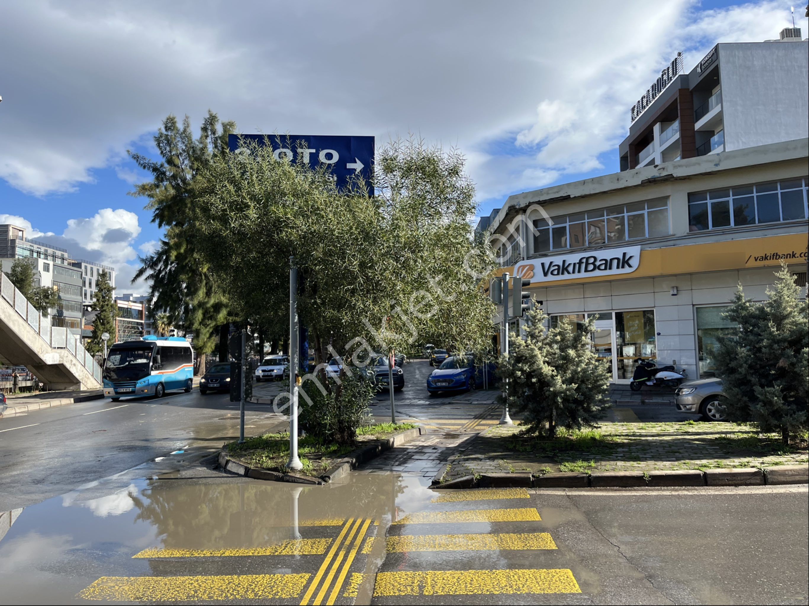 Yaşar Üniversitesi Karşısı 6 Yıllık Binada Şıkır Şıkır 1+1 - Görsel 9