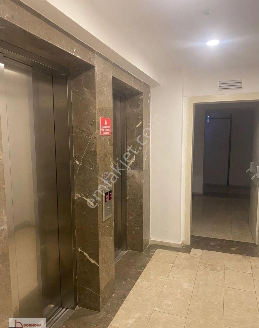 Yaşar Üniversitesi Karşısı 6 Yıllık Binada Şıkır Şıkır 1+1 - Görsel 17